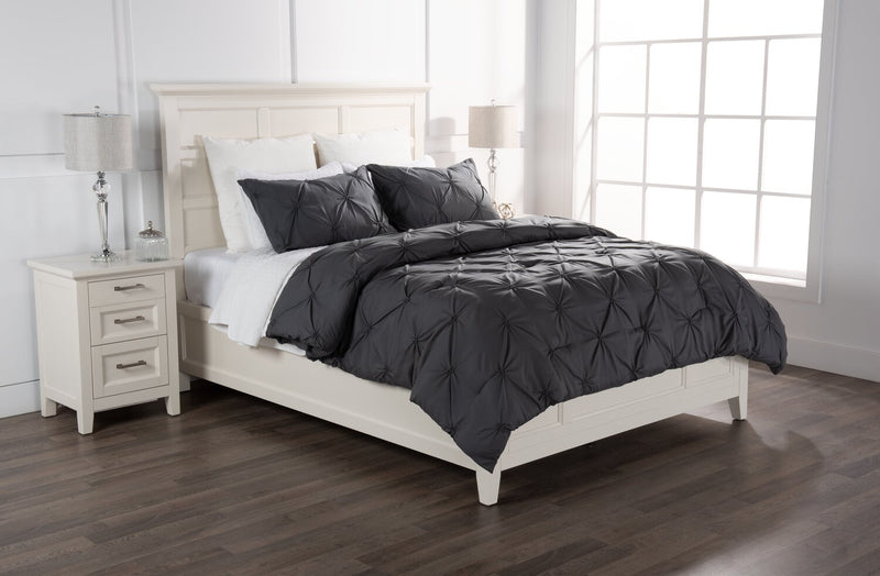 Life at Home 3 Piece Comforter Bed Set- Full/ Queen- Grey Buffalo