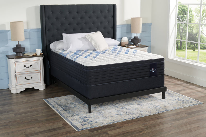 Serta iComfort Hybrid ProHD Vanguard 3.0 Eurotop Queen Mattress | The Brick